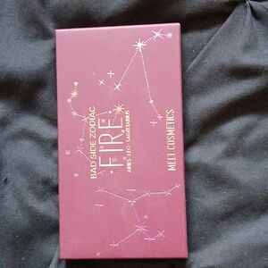 Melt cosmetics Zodiac palette -Fire